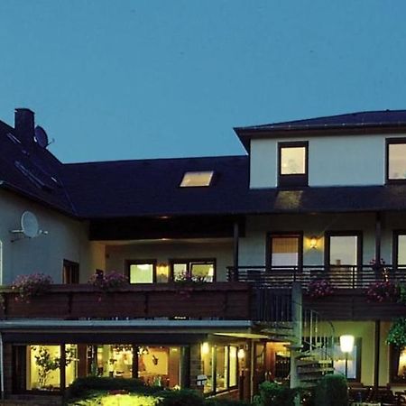 Pension Zum Golfstuebchen Echternacherbruck Eksteriør billede